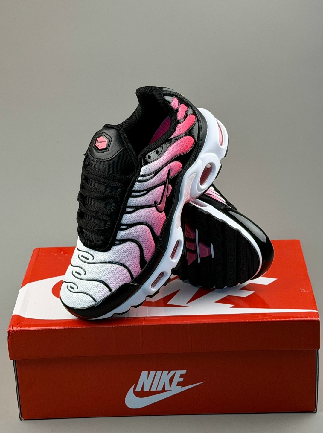 nike air max plus tn,кроссовки,nike air max plus,кроссовки женскиe,nike air max plus tn pink