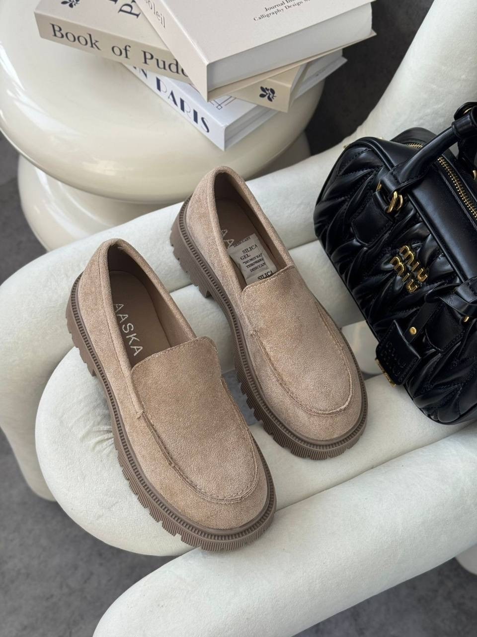 ,модные лоферы,бежевые лоферы,женские лоферы,лоферы на платформе