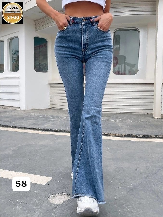 женские джинсы клеш,джинсы клеш 2026,джинсы клеш с высокой талией,женские джинсы клеш с высокой посадкой,голубые джинсы клеш