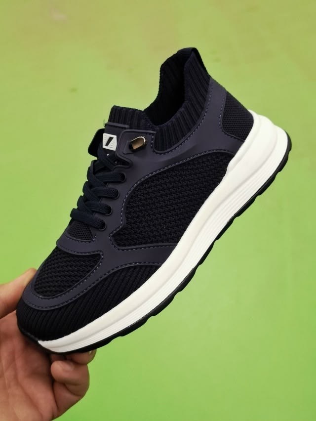 ,мужские кроссовки,кроссовка мужской,спортивная ,повседневные кроссовки