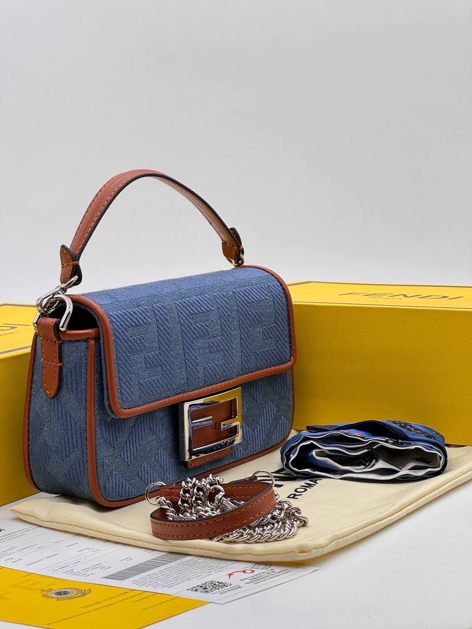 женская сумка fendi,cумка fendi,fendi сумка на плечо,fendi сумка на плечо кросс-боди,сумка на плечо