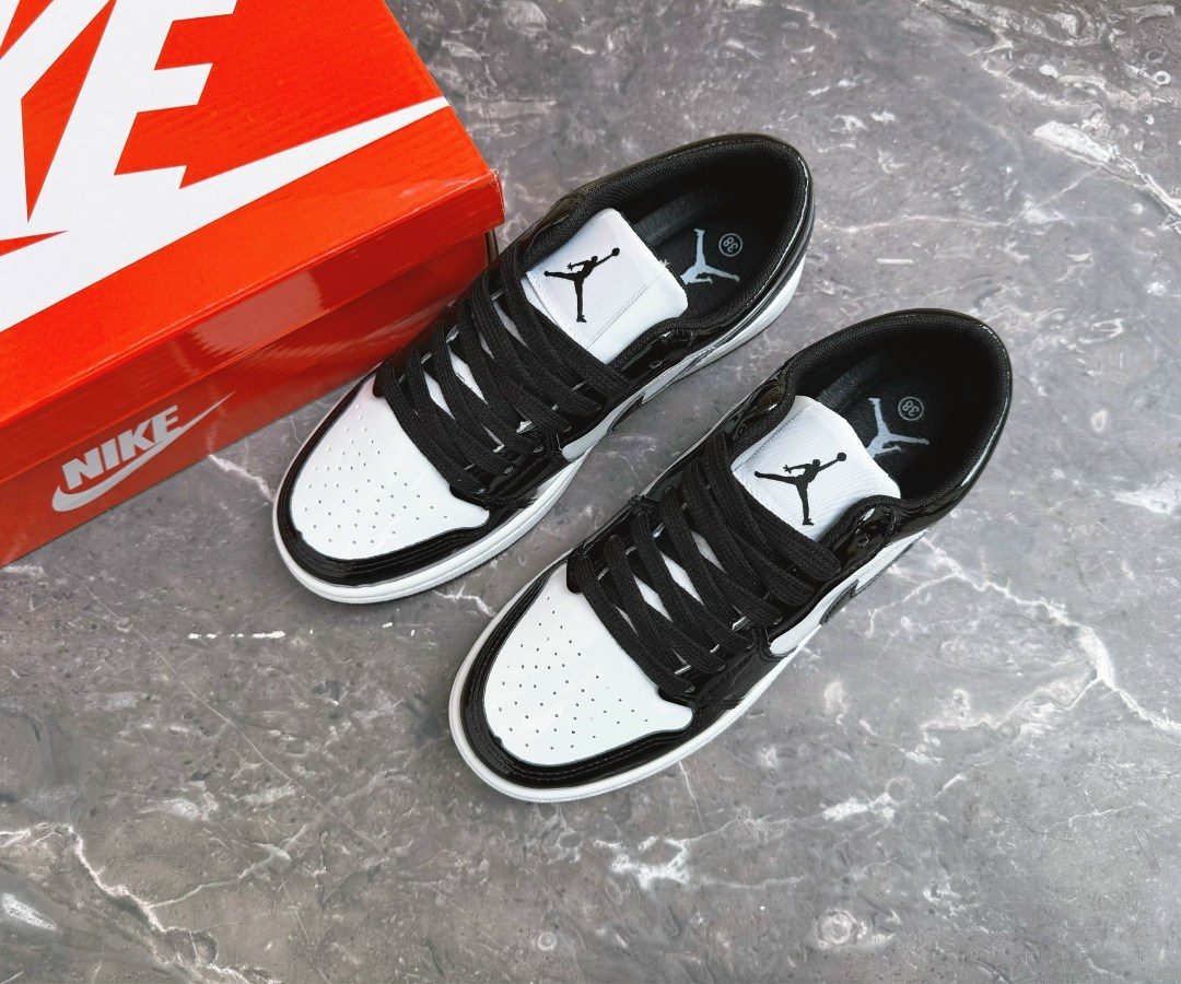 nike air jordan 1 low,air jordan 1 low white black,air jordan 1 low se homage white black,кроссовки мужские nike air jordan 1,кроссовки nike air jordan 1 low