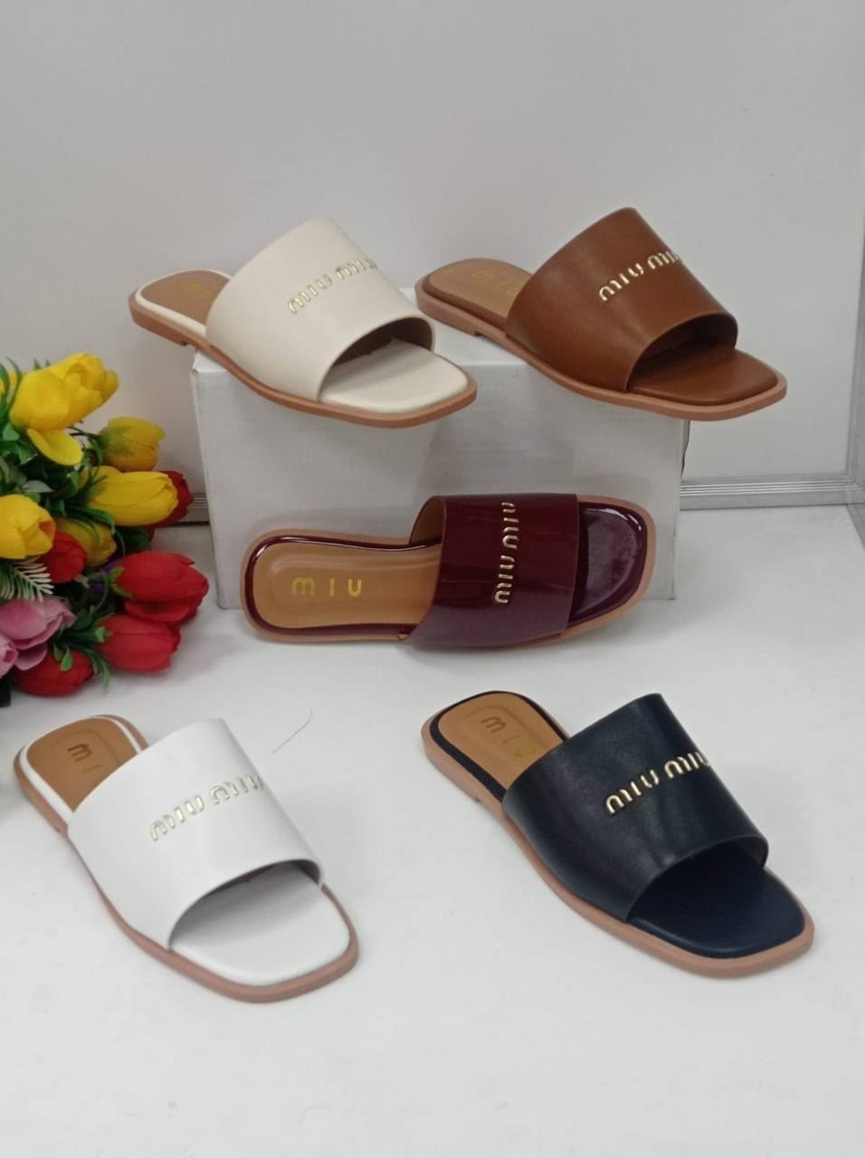 ,шлепанцы женские,шлепки женские,женские сандалии,модные шлепанцы