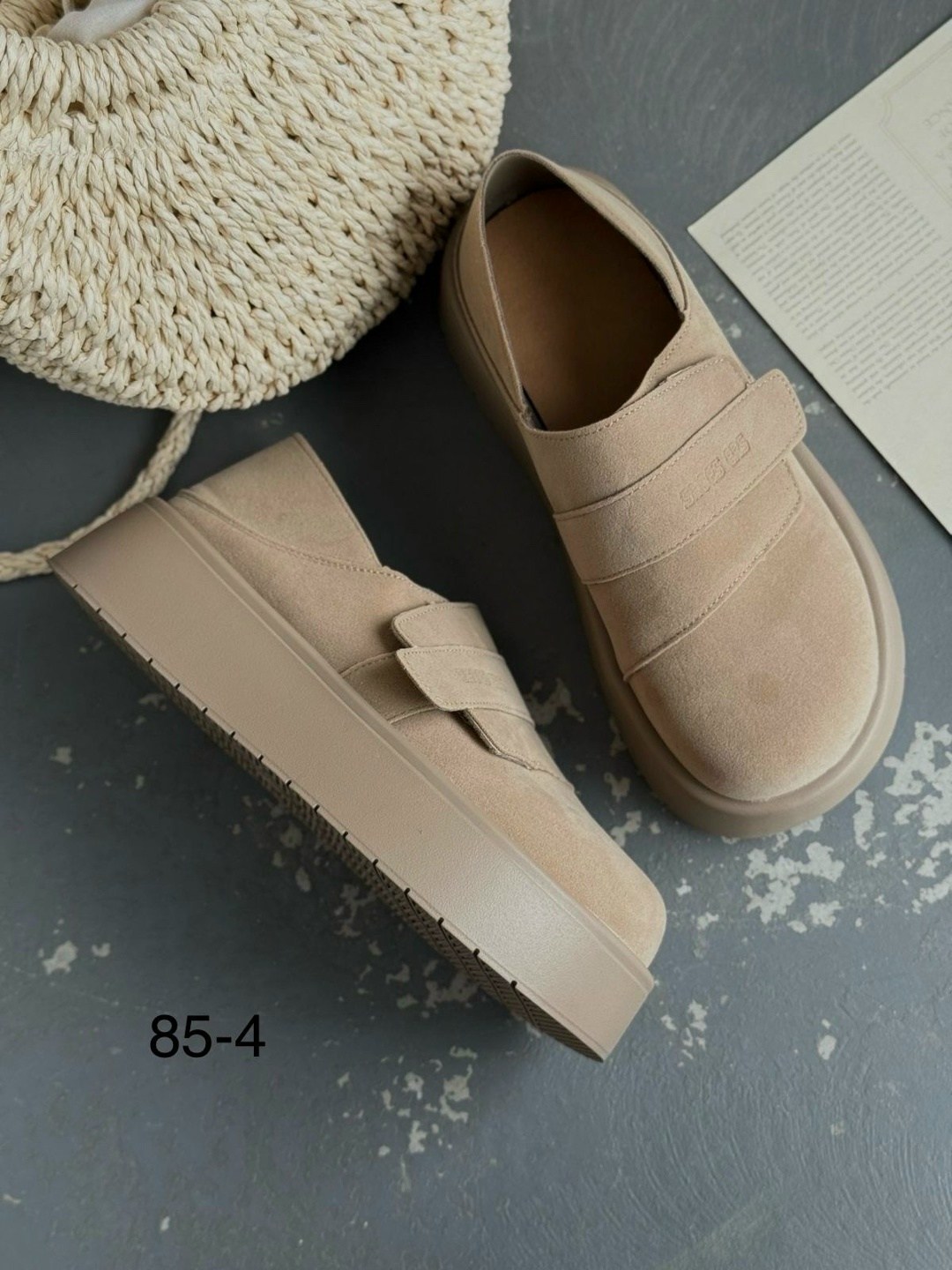 ,лоферы замшевые на платформе,замшевые лоферы miu miu на высокий подошве и фирменной фурнитурой,женская ,лоферы женские замшевые