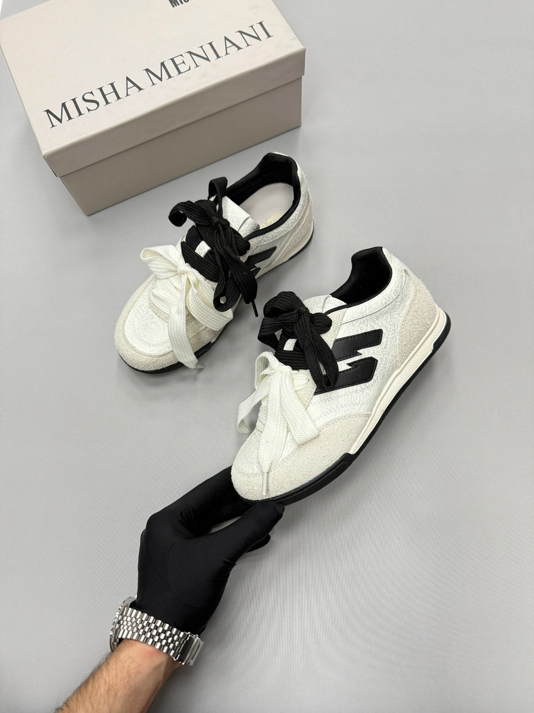 ,кроссовки женскиe,модные кроссовки,amiri кроссовки,спортивная