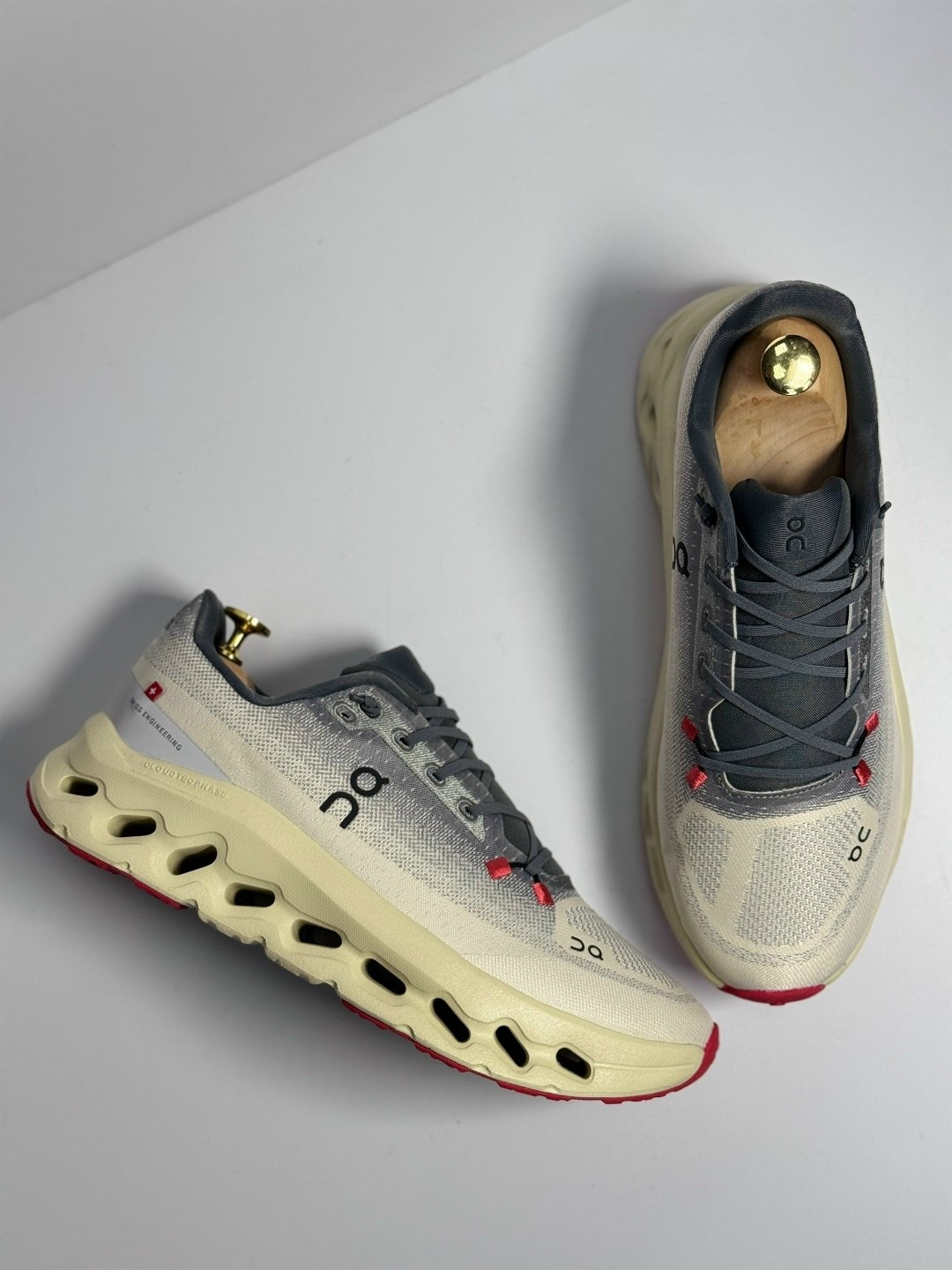 кроссовки cloudtilt "cinder/sand" on running,кроссовки,женские кроссовки,кроссовки on,спортивная