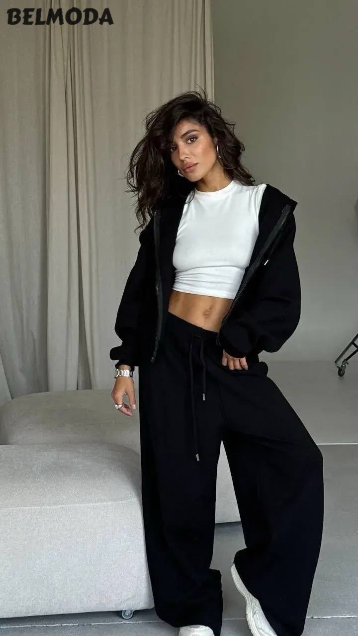 трикотажные костюмы,спортивный костюм с капюшоном,спортивные костюмы женские,костюм с капюшоном,спортивные костюм