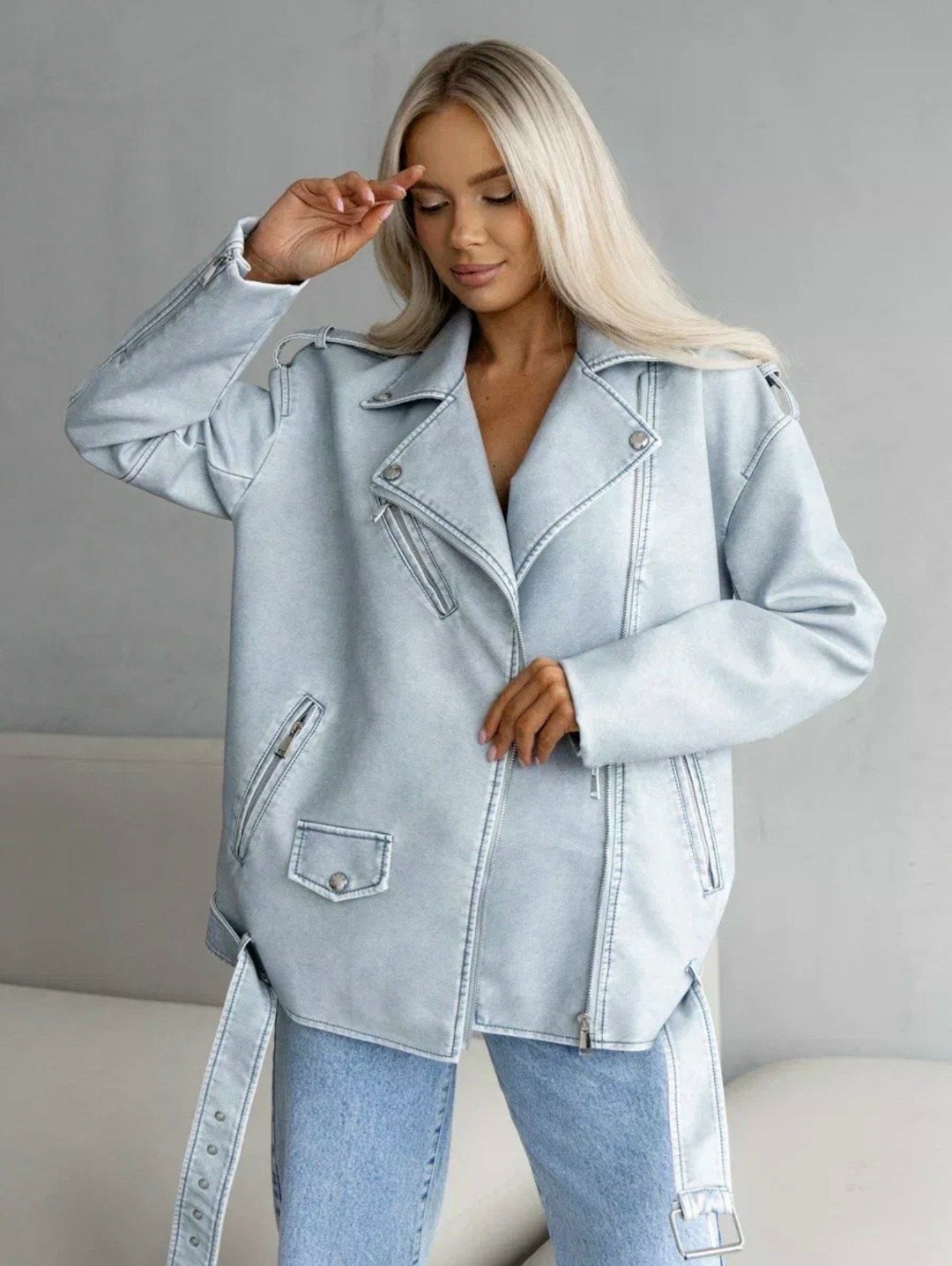 косуха винтажная оверсайз кожаная куртка голубая,куртка косуха оверсайз,куртка кожаная оверсайз,куртка женская голубая,куртка косуха женская оверсайз