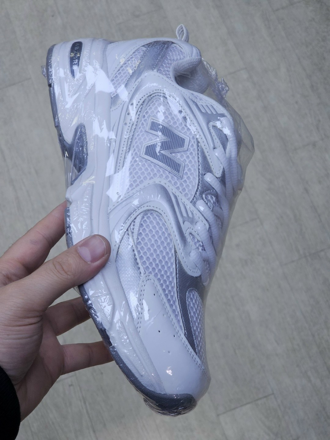 кроссовки new balance 530,кроссовки new balance 530 цвет белый,кроссовки new balance 530 silver/white,кроссовки белые new balance 530,кроссовки new balance