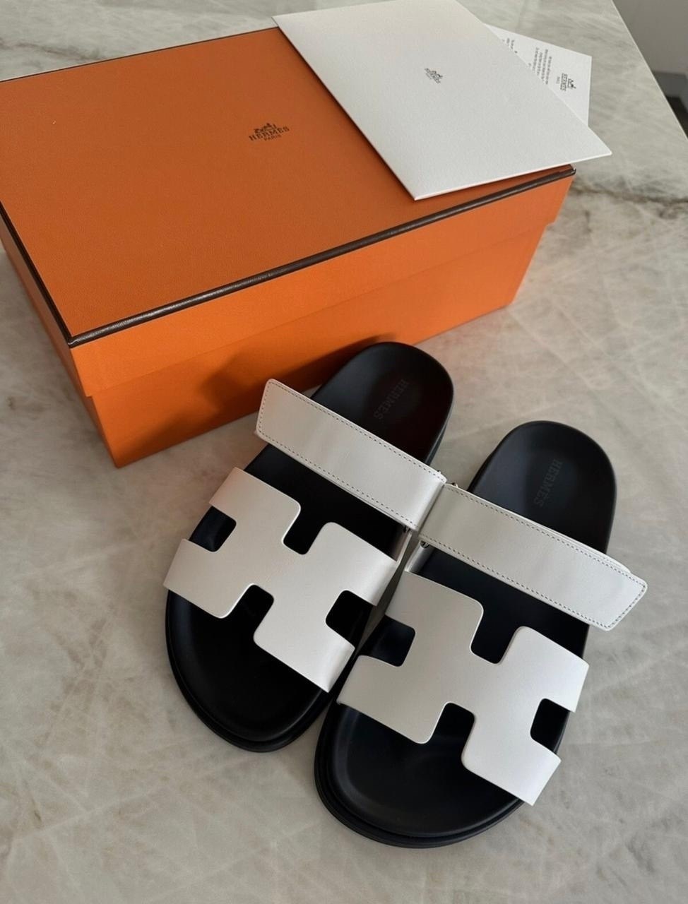 шлепанцы hermes,шлепки хермес,кожаные шлепанцы,сандалии hermes,шлепки hermes