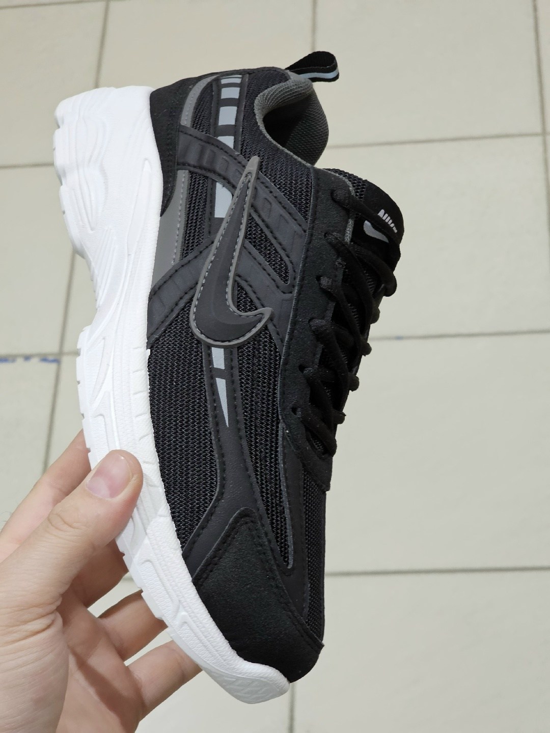 кроссовки,черные кроссовки,кроссовки женскиe,мужские кроссовки,кроссовки унисекс