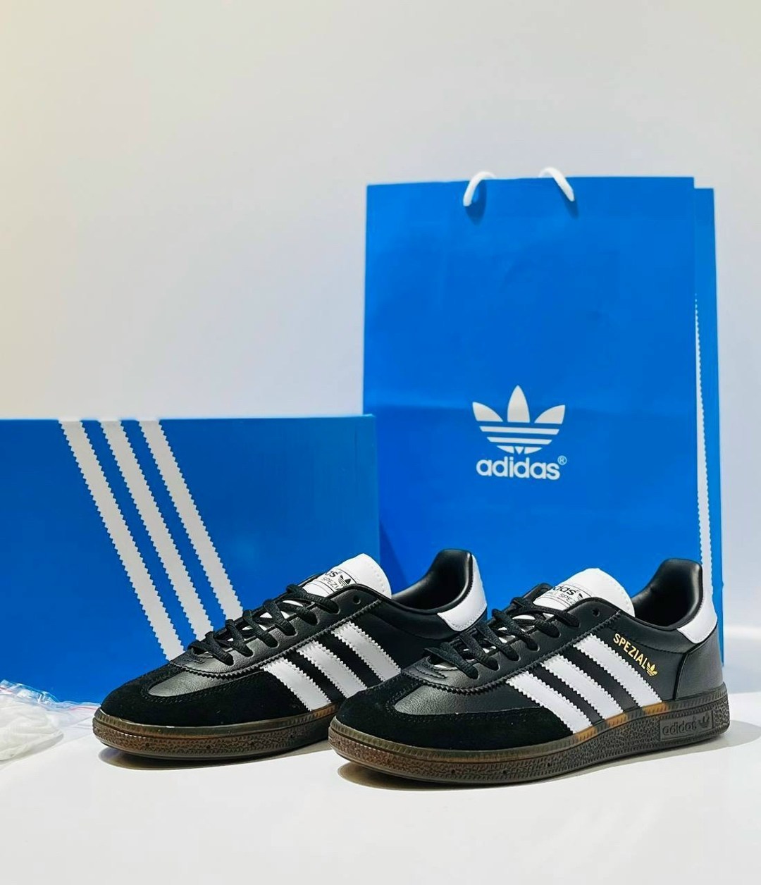 кроссовки adidas,кроссовки adidas handball spezial,мужские кроссовки adidas samba,кроссовки adidas spezial,кроссовки adidas samba