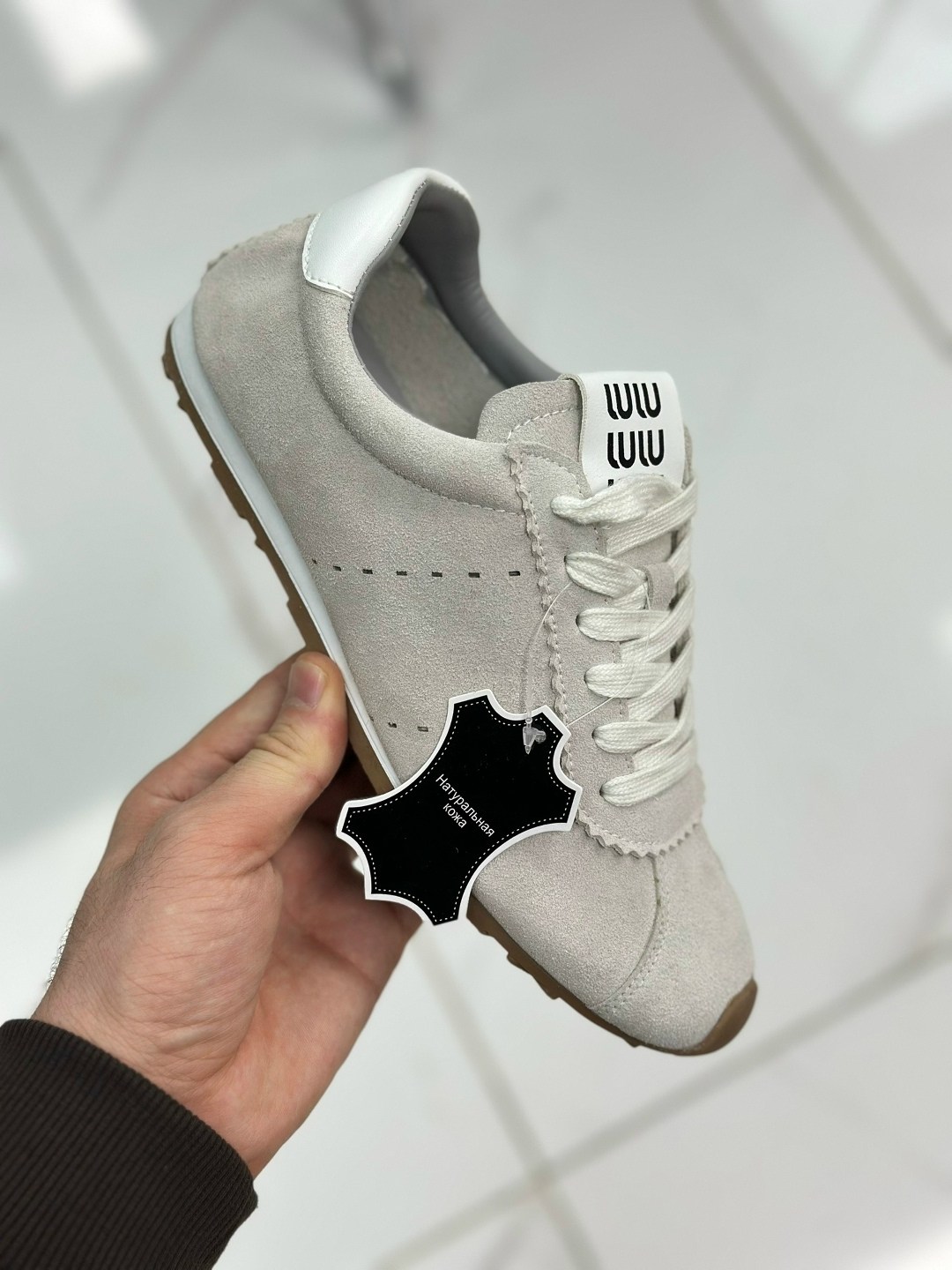 ,кроссовки замшевые,модные кроссовки,кроссовки,кроссовки брендовые