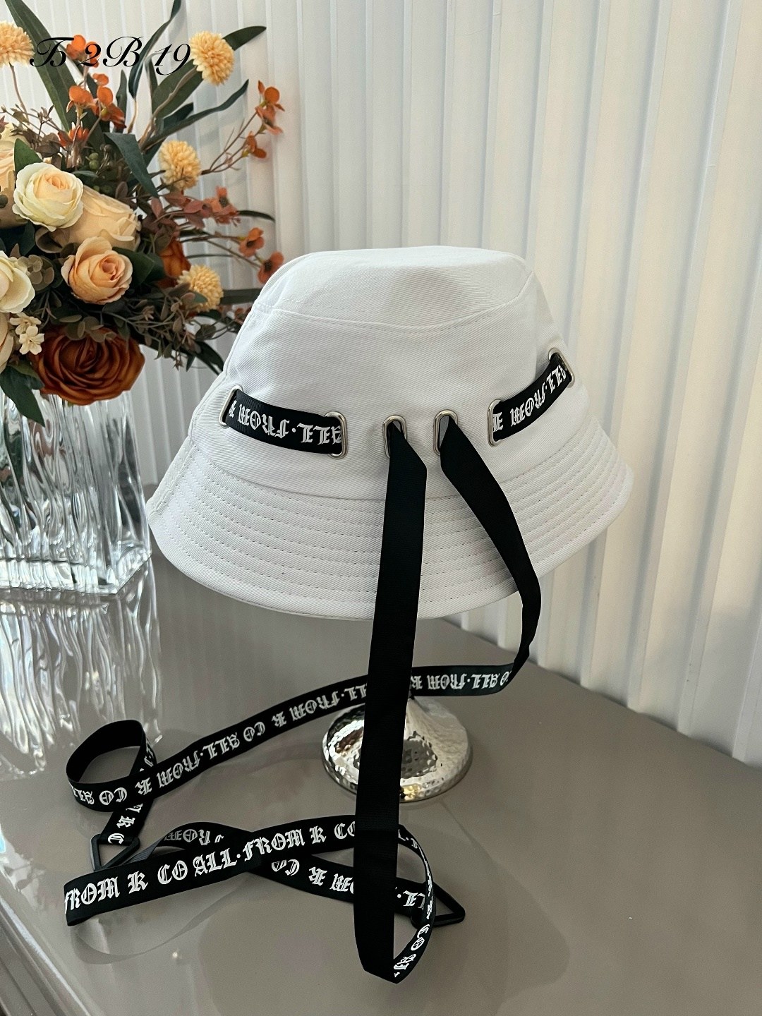 джинсовая куртка,куртка женская,панама летняя,панама женская летняя,джинсовка белая