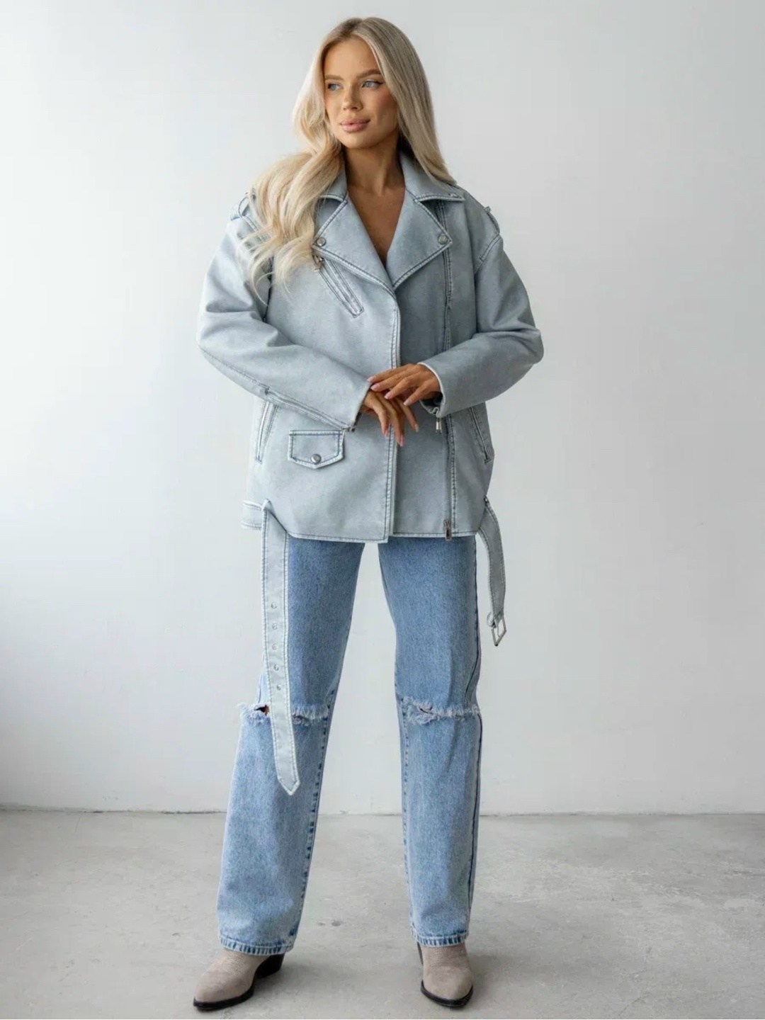 косуха винтажная оверсайз кожаная куртка голубая,куртка косуха оверсайз,куртка кожаная оверсайз,куртка женская голубая,куртка косуха женская оверсайз