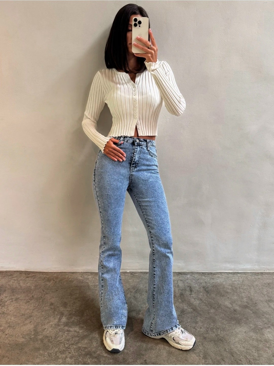 джинсы клеш с высокой посадкой glanada,джинсы клеш женские,джинсы клеш,джинсы женские,джинсы женский defaeco голубой клеш