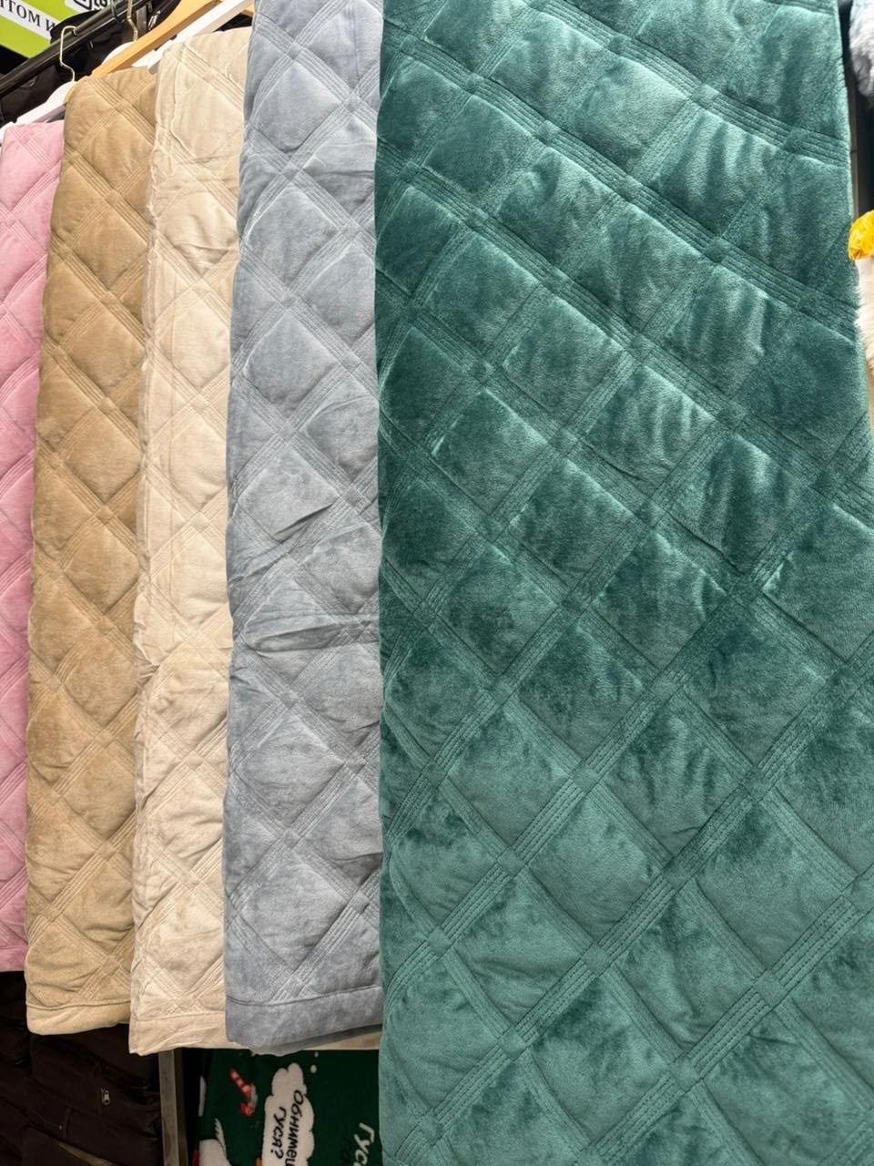 покрывало стеганое,покрывала,плед и покрывало,покрывало велюр,стеганная ткань для покрывала