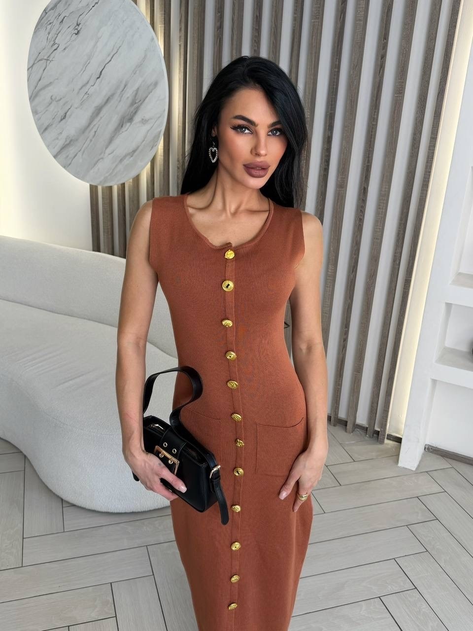 трикотажное платье,коричневое платье,платье с пуговицами,платья,вязаное платье