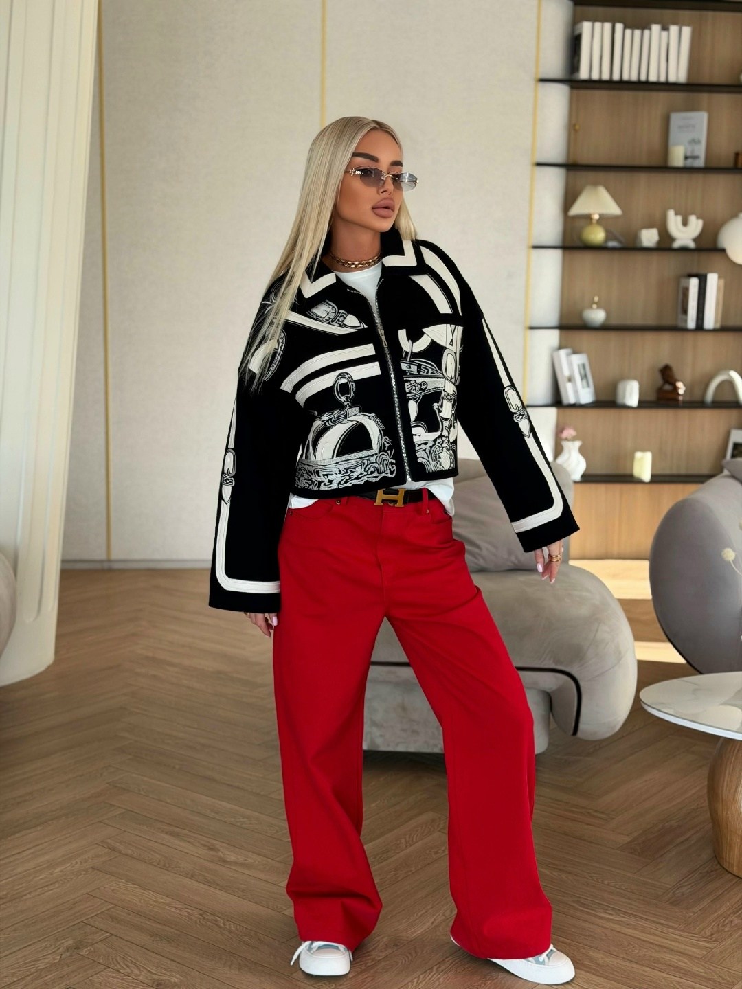 куртка бомбер,куртка бомбер женская,женские костюмы спортивные,одежда стильная