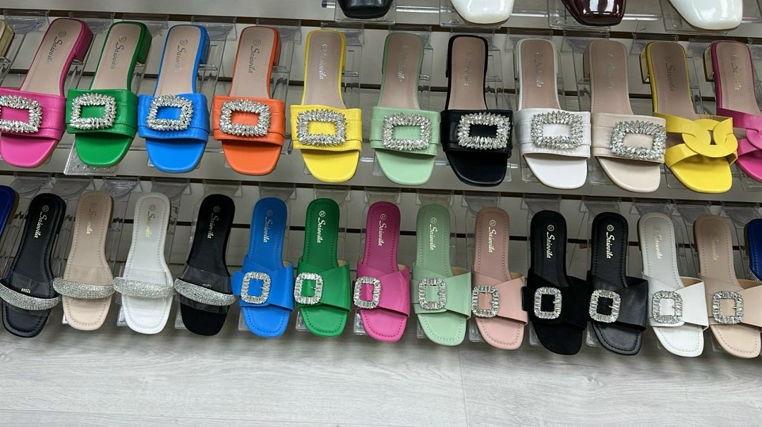 ,женская ,обуви,женские шлепанцы,стильные босоножки