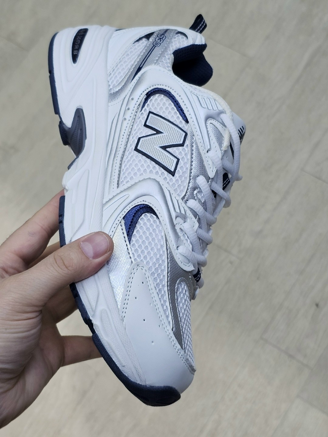 кроссовки new balance 530,кроссовки new balance 530 цвет белый,кроссовки new balance 530 silver/white,кроссовки белые new balance 530,кроссовки new balance