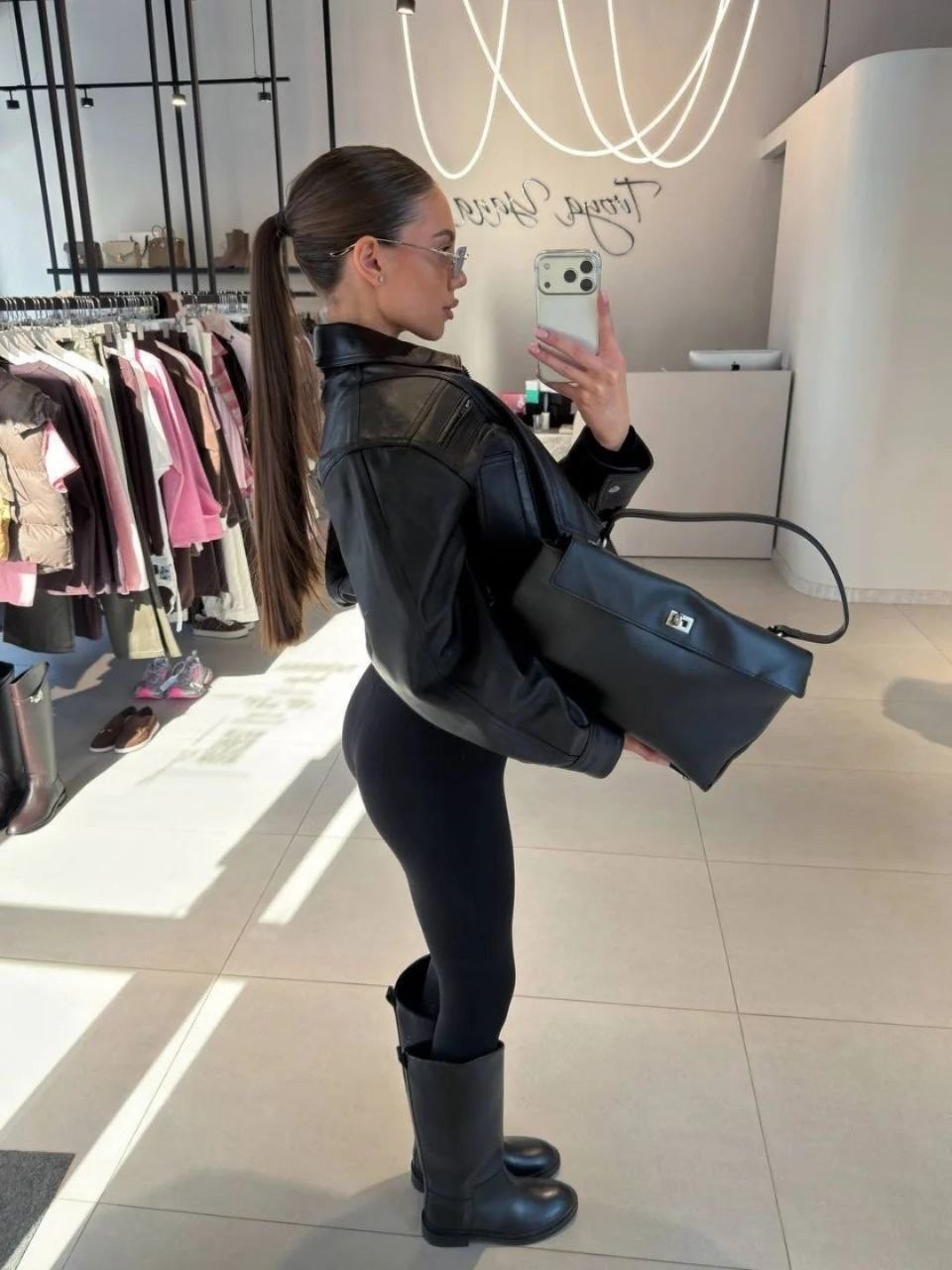 легинсы женские,женские спортивные леггинсы,женские леггинсы,легинсы,леггинсах