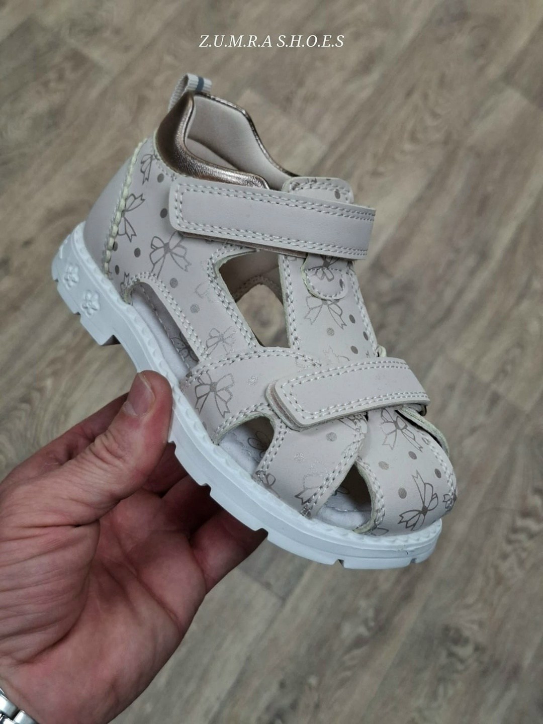 сандалии для девочек,босоножки для девочек,сандалии котофей серебристые,,детские босоножки