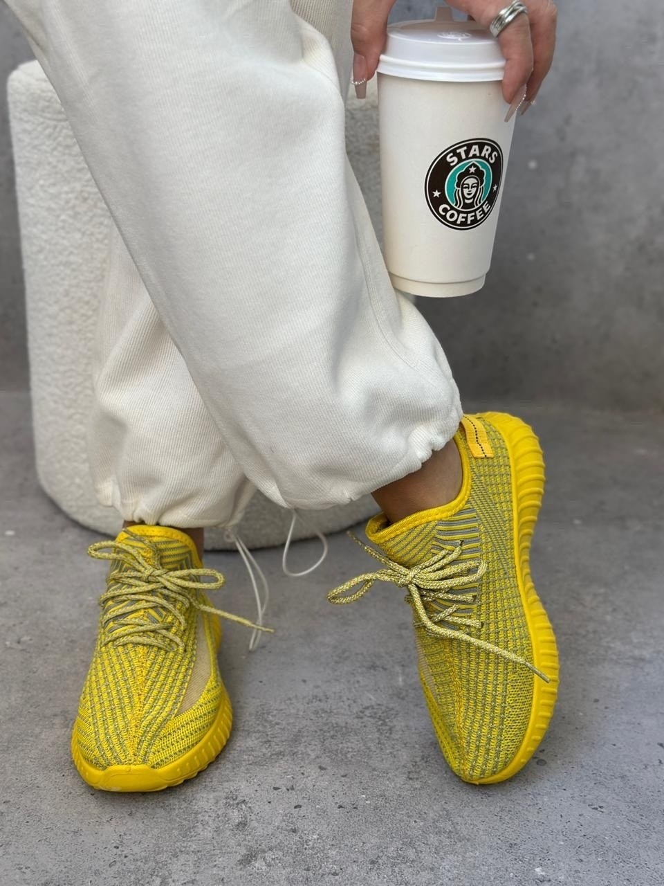 adidas yeezy boost 350 желтые,кроссовки adidas yeezy boost 350,желтые кроссовки,женские кроссовки,кроссовки adidas yeezy boost