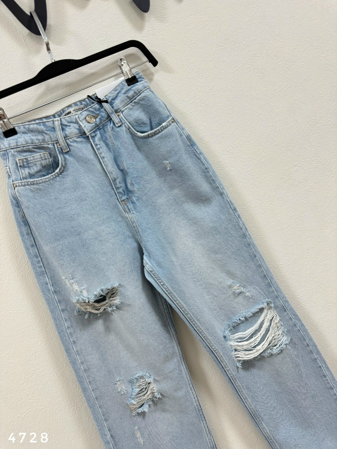 кожаная куртка,куртка стильная,куртка из экокожи,куртка косуха,кожаный бомбер женский