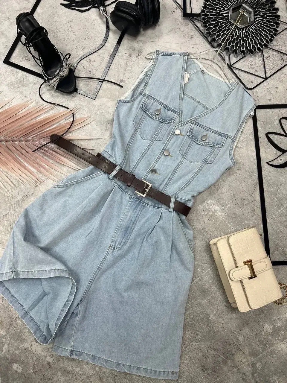 комбинезон летний с шортами джинсовый ella woman,джинсовые комбинезоны,джинсовый женский комбинезон,комбинезон джинсовый летний,джинсовый комбинезон с шортами