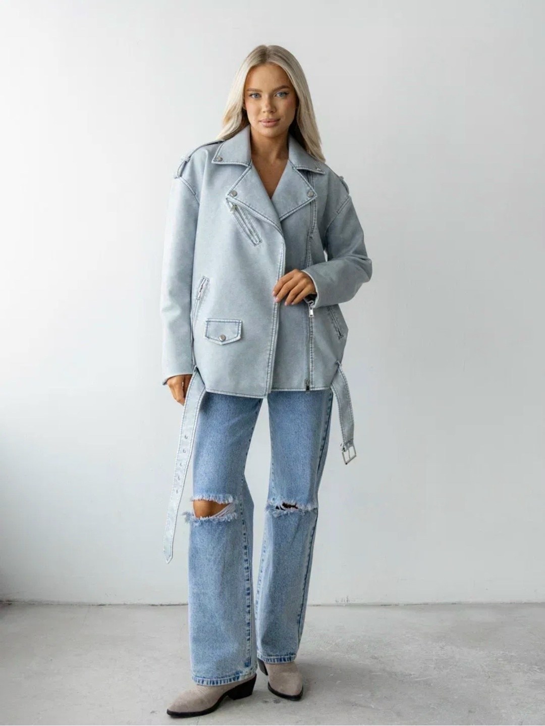 косуха винтажная оверсайз кожаная куртка голубая,куртка косуха оверсайз,куртка кожаная оверсайз,куртка женская голубая,куртка косуха женская оверсайз