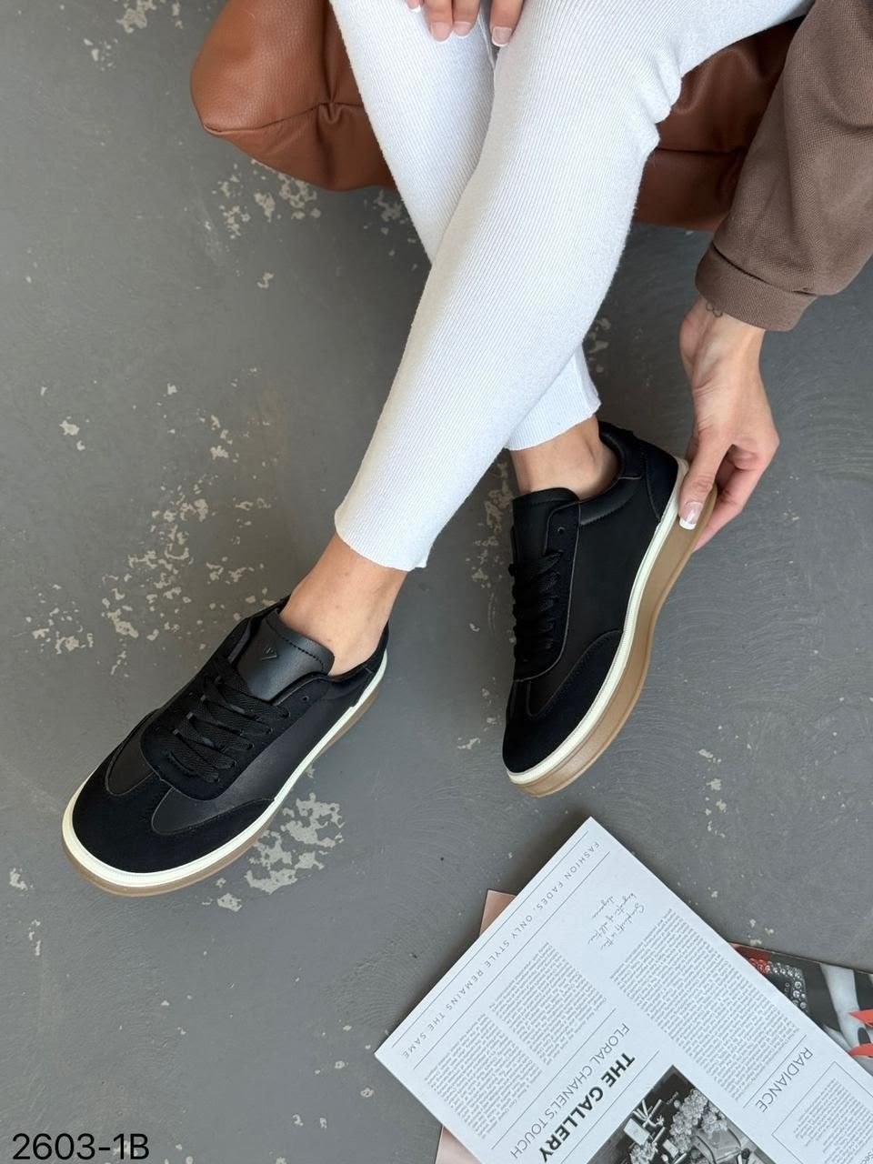 ,женские кроссовки,женские кроссовки из замши loro piana черные,женские кроссовки из кожи loro piana черные,женская