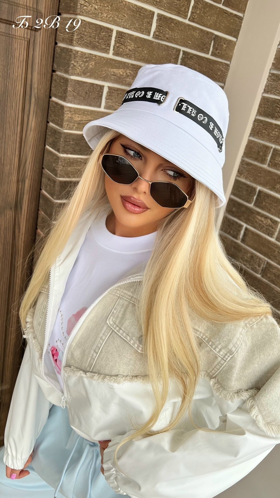 джинсовая куртка,куртка женская,панама летняя,панама женская летняя,джинсовка белая