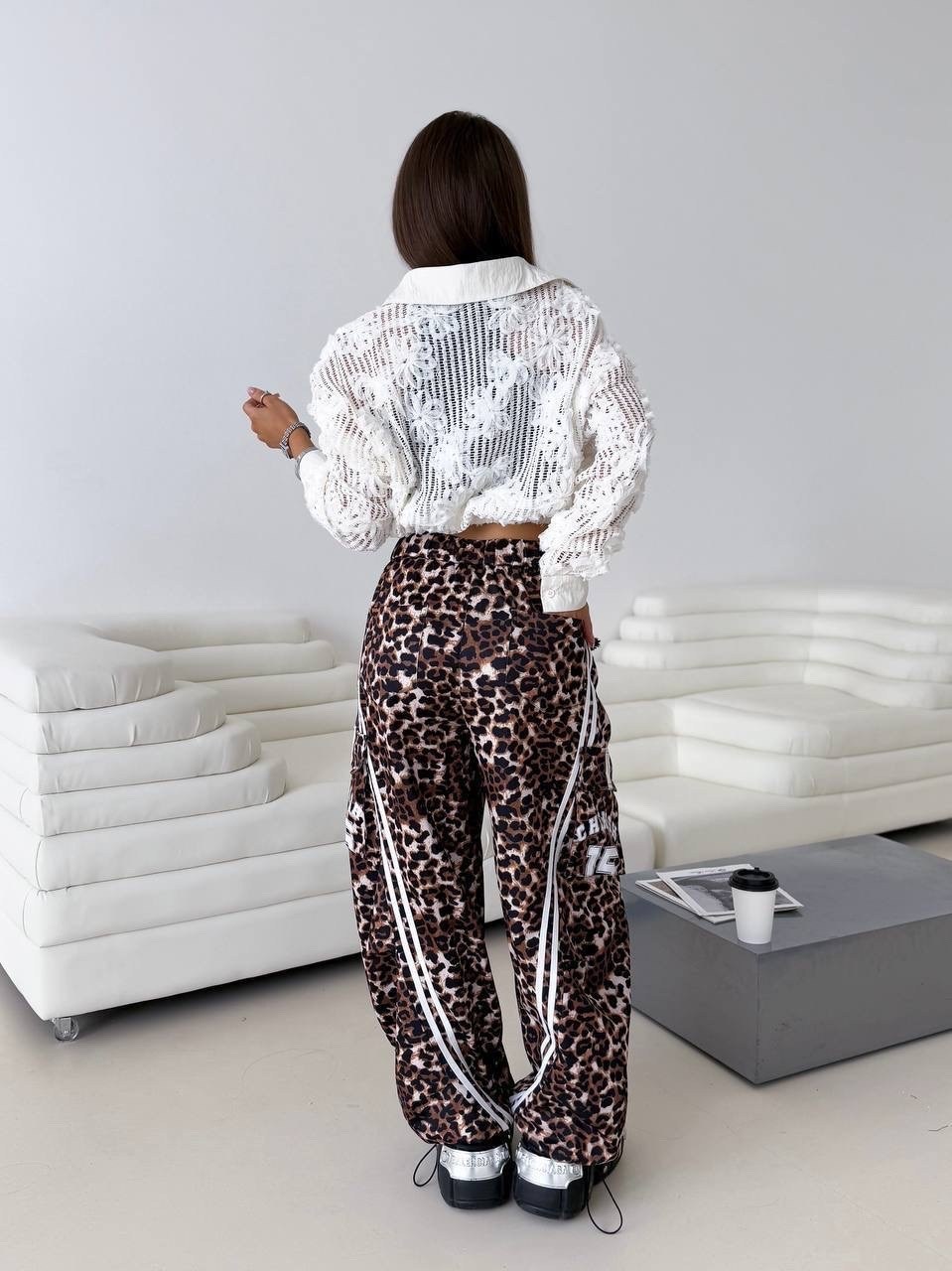 женские костюмы,костюм с юбкой,блузка женская,модная ,нежная блузка