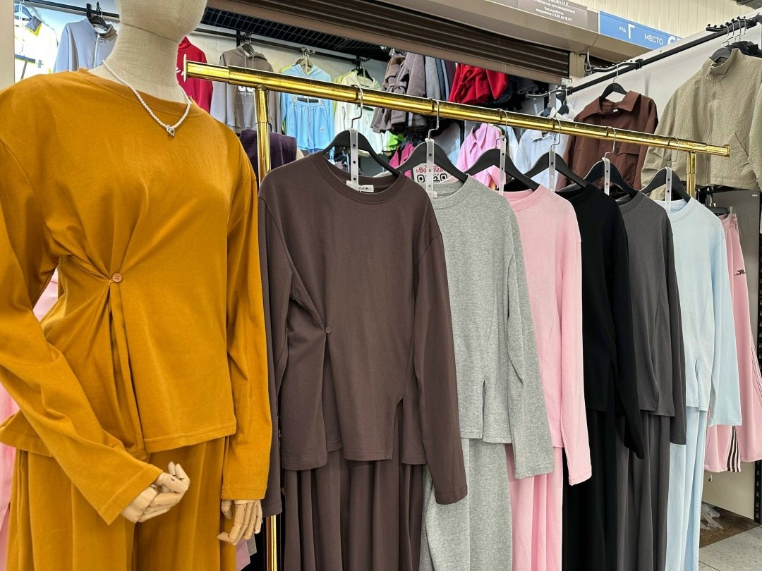 костюм трикотажный,женские трикотажные костюмы,женские костюмы,костюм лапша трикотажный с брюками sofiray,