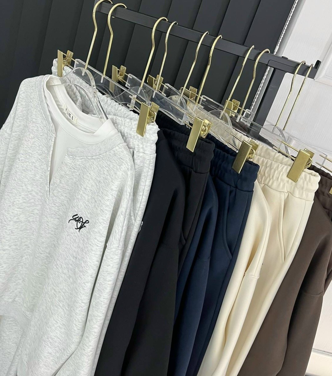 стильные костюмы,костюм двойка женская,женский костюм,повседневный костюм,костюм двойка