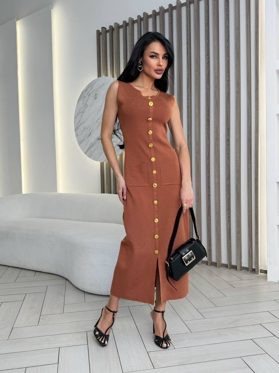 трикотажное платье,коричневое платье,платье с пуговицами,платья,вязаное платье