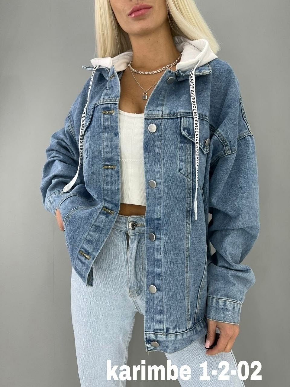 джинсовая куртка,женская джинсовая куртка,модные джинсовые куртки 2025 женские,женская джинсовая куртка с капюшоном,женская джинсовая куртка с капюшоном оверсайз