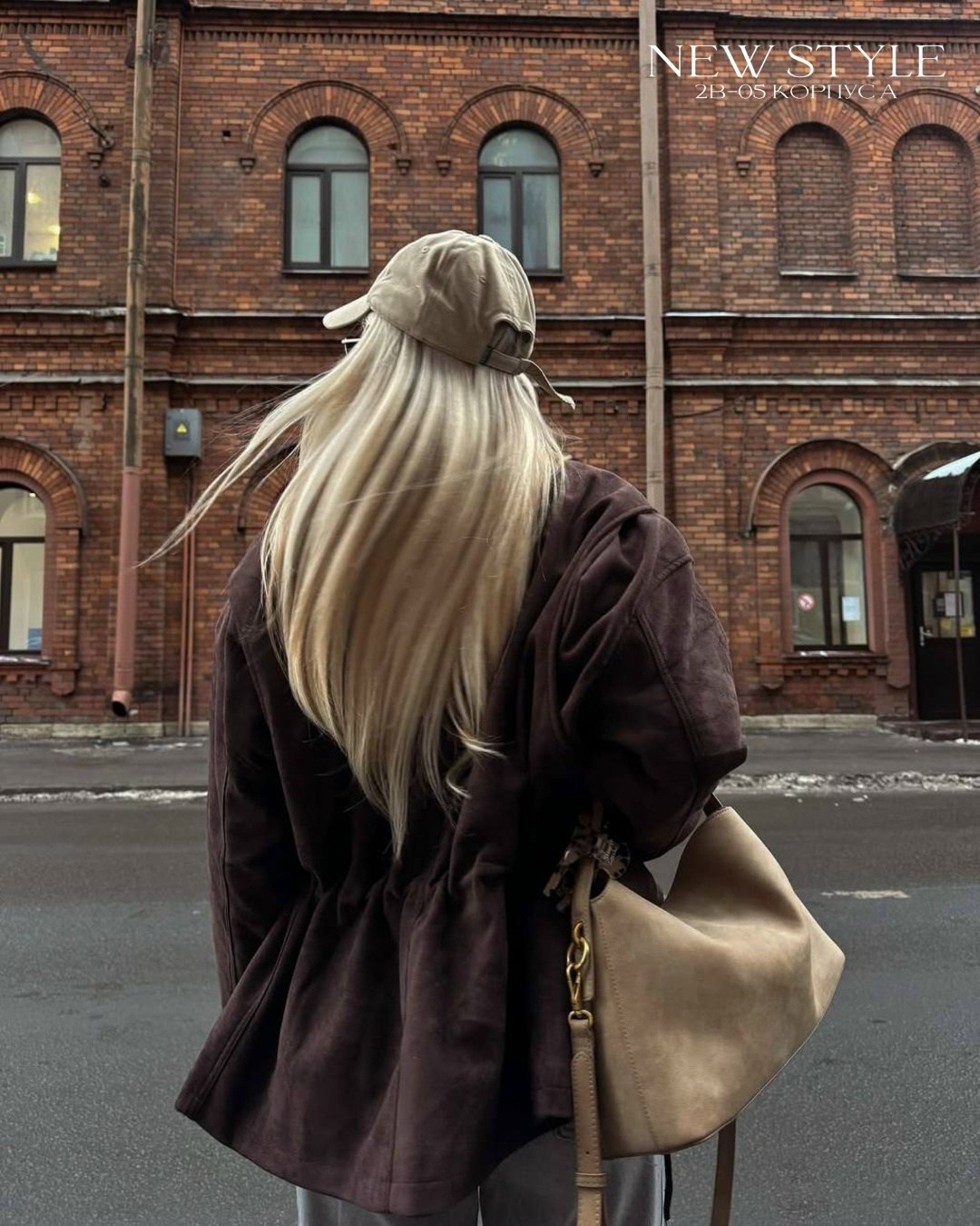 куртка из замши,замшевая куртка,куртка стильная,куртка замшевая женская,бомбер укороченный оверсайз замшевый куртка рабочего тренд saint shine