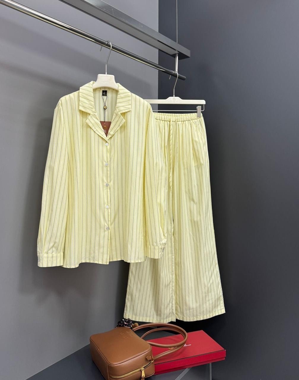 стильные костюмы,брючный костюм,костюм бежевый,костюм женский,женский брючный костюм