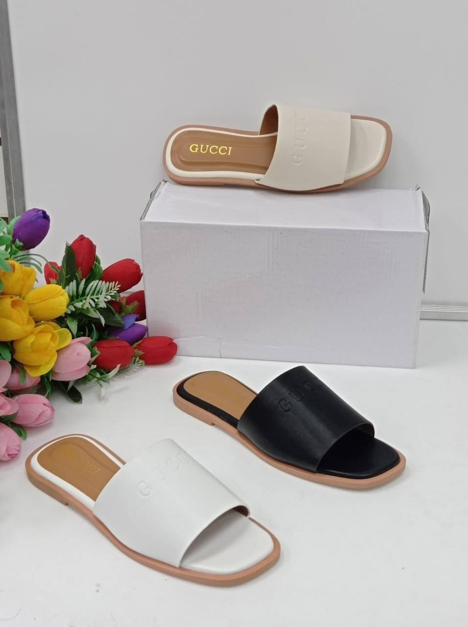 ,шлепанцы женские,шлепки женские,женские сандалии,модные шлепанцы