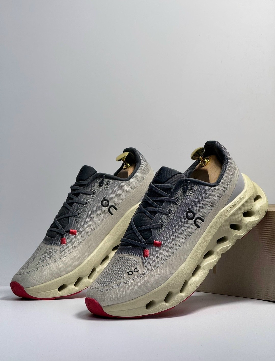 кроссовки cloudtilt "cinder/sand" on running,кроссовки,женские кроссовки,кроссовки on,спортивная