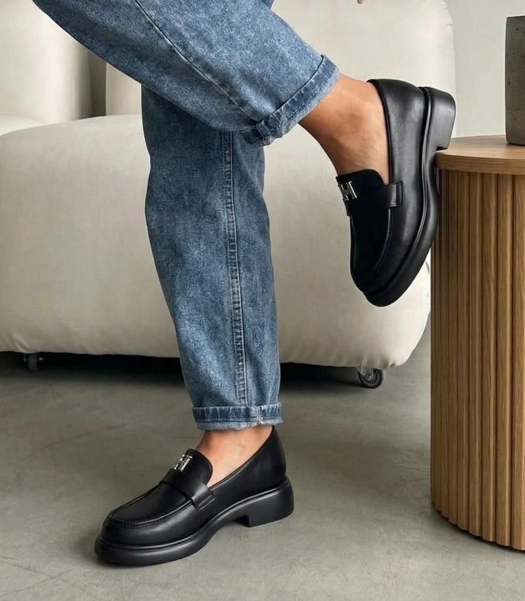 ,женские лоферы,черные лоферы женские,повседневные туфли,женская