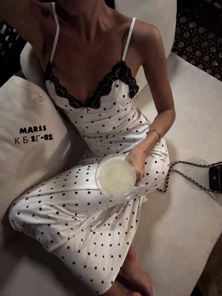 летние наряды,платье летнее женское,стильные наряды,платье мода,платье стильное