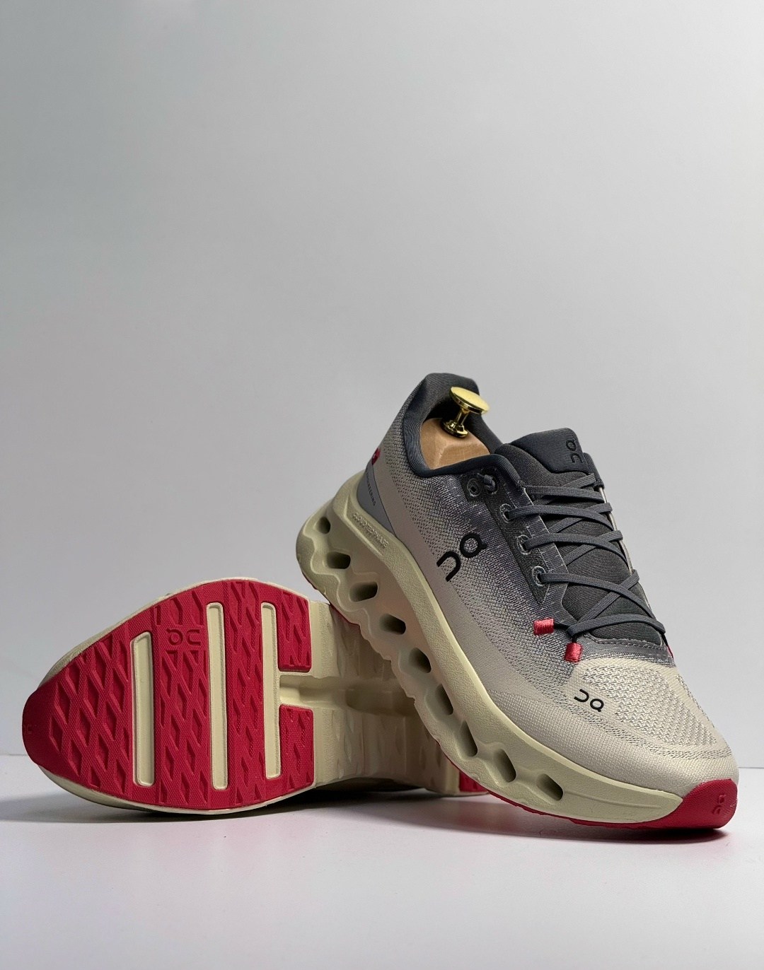 кроссовки cloudtilt "cinder/sand" on running,кроссовки,женские кроссовки,кроссовки on,спортивная