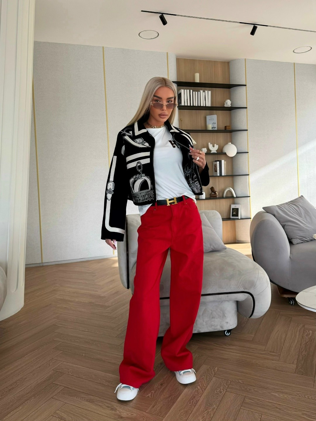 куртка бомбер,куртка бомбер женская,женские костюмы спортивные,одежда стильная