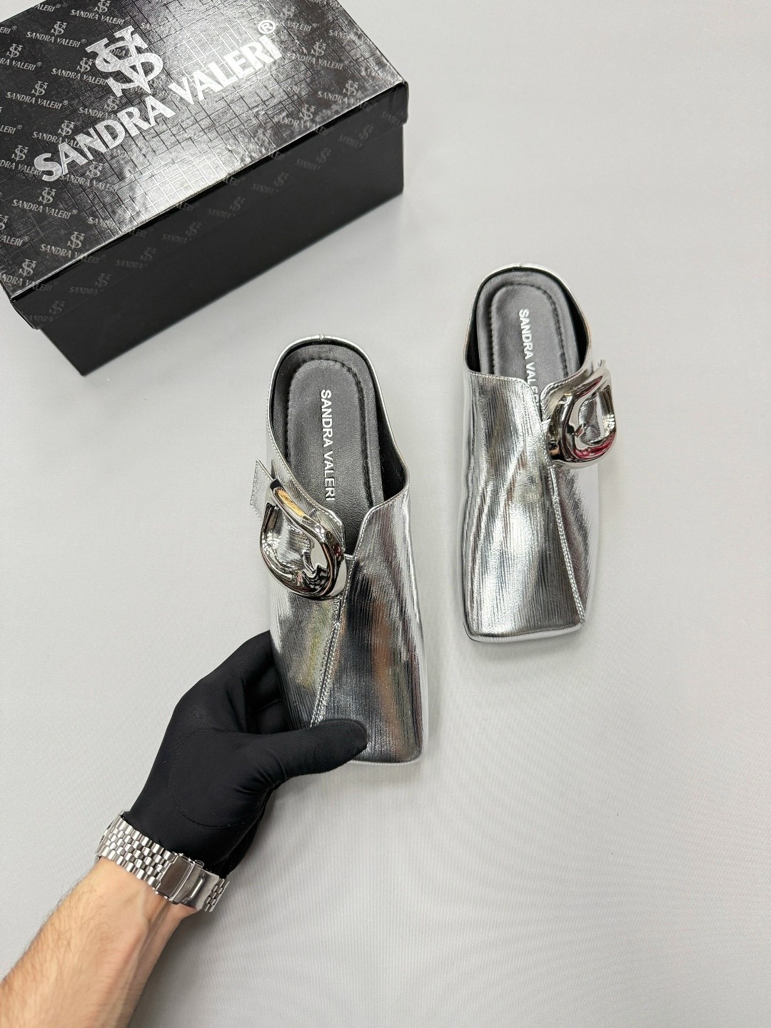 ,модные шлепанцы,мюли женские,шлепанцы женские,сабо и мюли