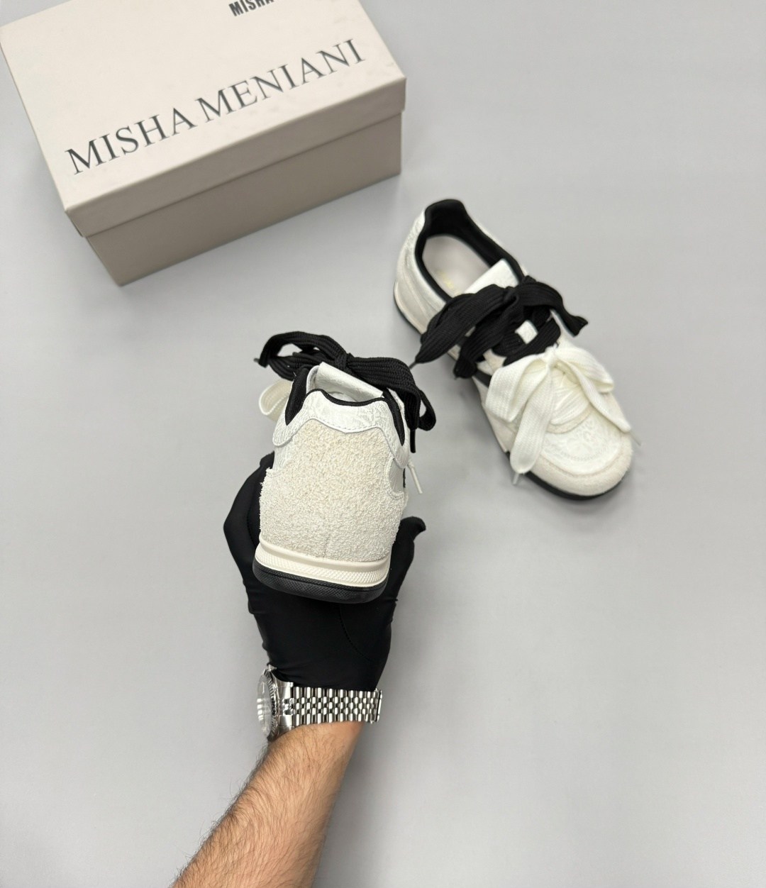 ,кроссовки женскиe,модные кроссовки,amiri кроссовки,спортивная