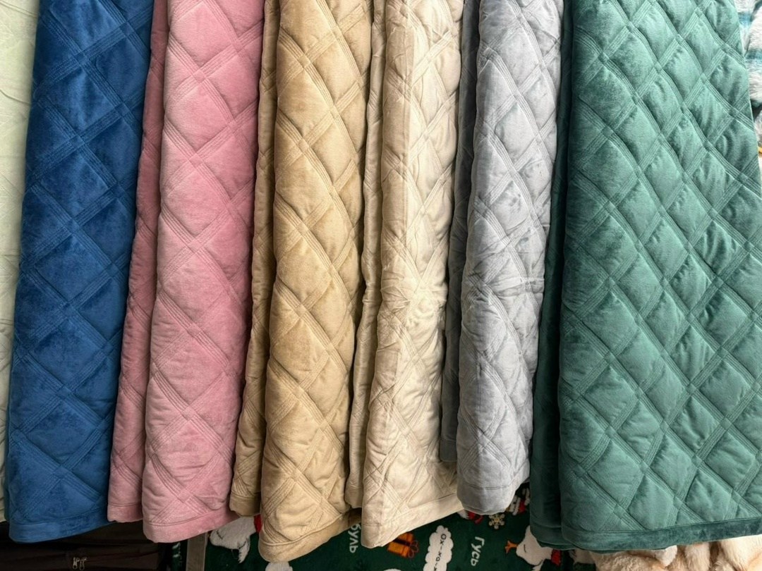 покрывало стеганое,покрывала,плед и покрывало,покрывало велюр,стеганная ткань для покрывала