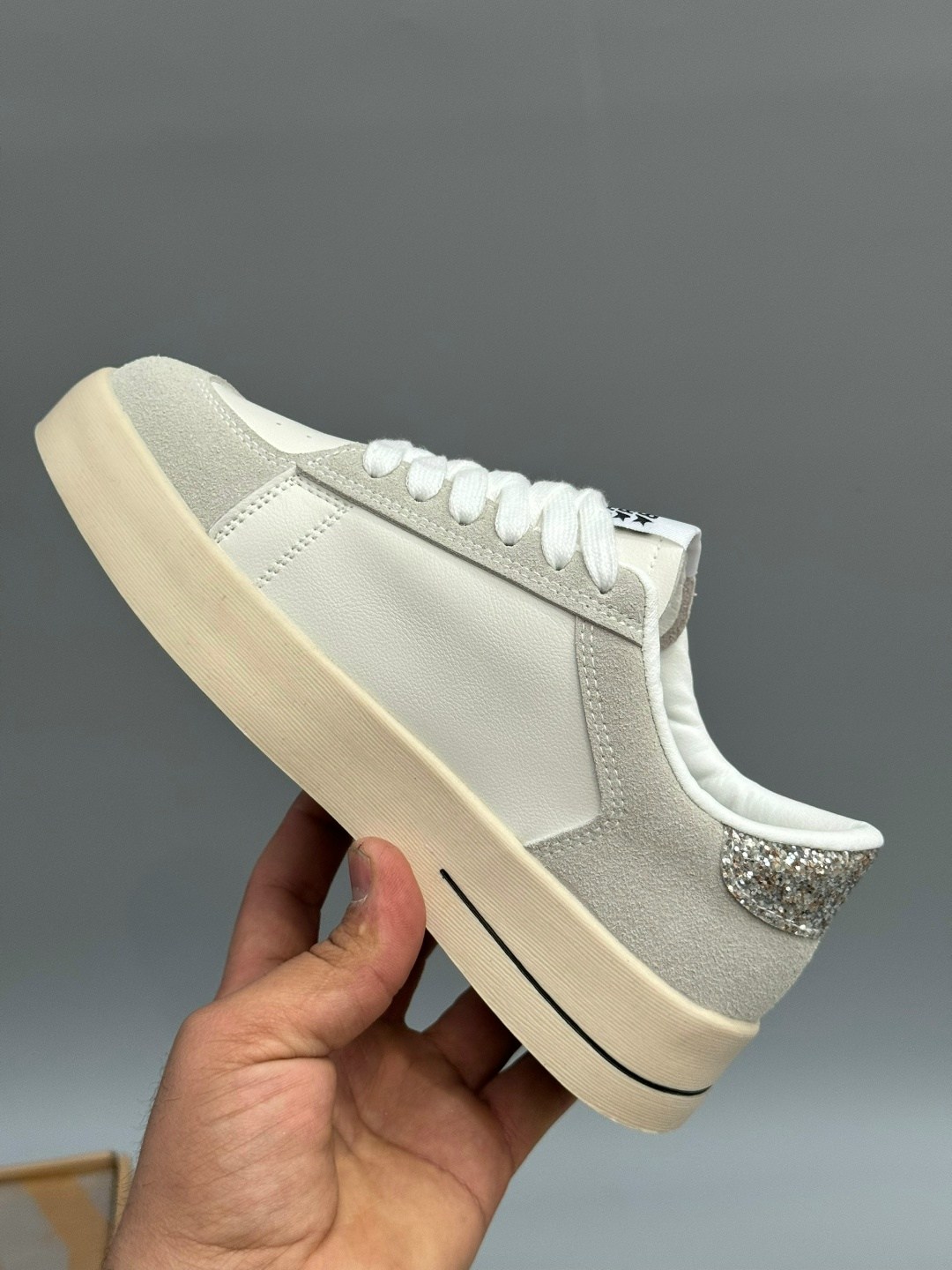 кожаные кеды golden goose superstar premium,golden goose кроссовки,,кеды golden goose,женские кожаные кроссовки golden goose super-star premium - white / silver